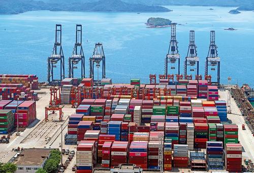 寧波港因疫情再次關(guān)掉、最近大面積跳港，停航狀況反反復(fù)復(fù)