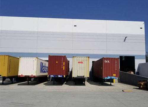 美國(guó)卡車運(yùn)輸需求量急速下降，零售商等候訂單不斷增多